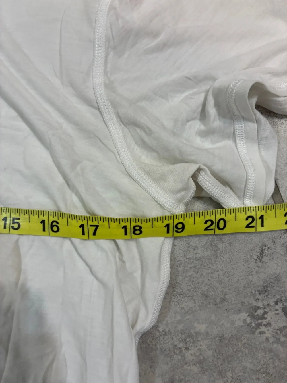lululemon athletica White Short Sleeve Crew T-Shirt